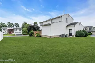 1 Trent Rd, Tinton Falls, NJ 07753 - Photo 32