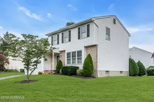 1 Trent Rd, Tinton Falls, NJ 07753 - Photo 2