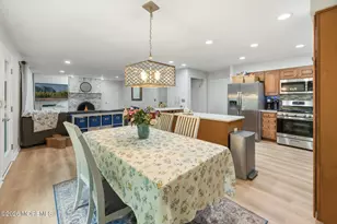 8 Maple St, Port Monmouth, NJ 07758 - Photo 24