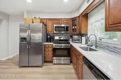 8 Maple Street, Port Monmouth, NJ 07758 - Photo 18