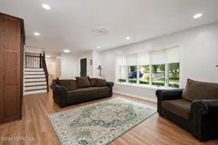 101 Fawn Dr, Matawan, NJ 07747 - Photo 10
