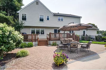 9 Strathmore Court, Freehold, NJ 07728 - Photo 32