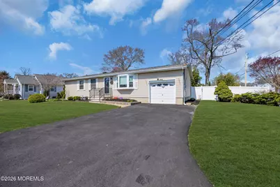 71 Pine Street, Spotswood, NJ 08884 - Photo 2
