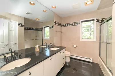 10 Mitchell Court, Marlboro Township, NJ 07746 - Photo 28