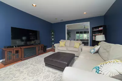 10 Mitchell Court, Marlboro Township, NJ 07746 - Photo 6