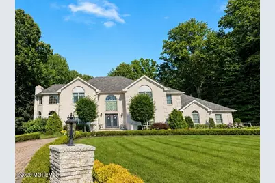 5 Hemlock Lane, Holmdel, NJ 07733 - Photo 2