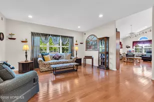 21 Chaucer Cir, Manchester Township, NJ 08759 - Photo 8
