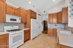 21 Chaucer Cir, Manchester Township, NJ 08759 - Photo 28