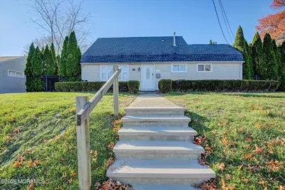980 Woodgate Avenue, Long Branch, NJ 07740 - Photo 2