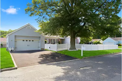 101 Foxwood Lane, Forked River, NJ 08731 - Photo 4