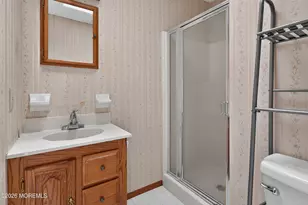 17 Railroad Ave, Beachwood, NJ 08722 - Photo 28