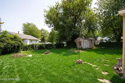 17 Railroad Avenue, Beachwood, NJ 08722 - Photo 8