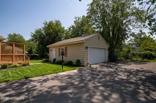 17 Railroad Ave, Beachwood, NJ 08722 - Photo 6