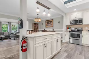 10 Danbury Ct, Red Bank, NJ 07701 - Photo 4