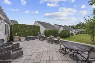 194 Wintergreen Dr, Manalapan Township, NJ 07726 - Photo 32