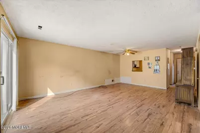 101 Joan Court, Jackson, NJ 08527 - Photo 6
