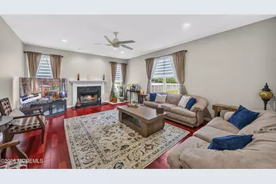 14 Jamesworthy Court, Marlboro Township, NJ 07746 - Photo 18