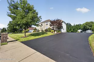 14 Jamesworthy Ct, Marlboro Township, NJ 07746 - Photo 6