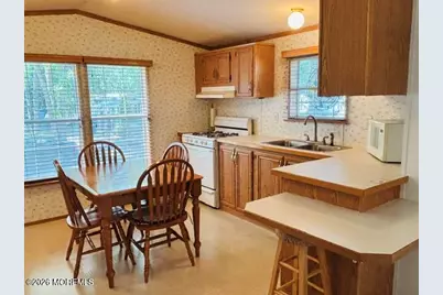 35 Roberts Road, Toms River Township, NJ 08755 - Photo 6
