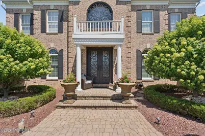 828 Dancer Lane, Manalapan Township, NJ 07726 - Photo 4