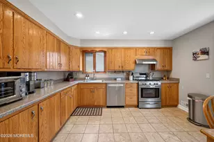 6 Forsgate Dr, Freehold, NJ 07728 - Photo 10