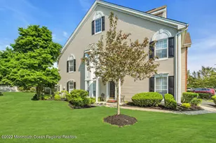 92 Tanya Cir, Ocean Twp, NJ 07712 - Photo 4