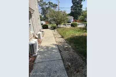 29 South Street, Lanoka Harbor, NJ 08734 - Photo 10