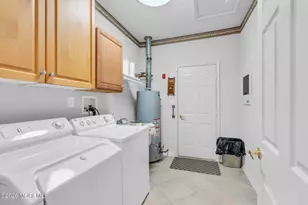 8 Tall Pines Dr, Neptune Township, NJ 07753 - Photo 30