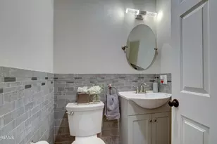 29 Hummingbird Ct, Marlboro Township, NJ 07746 - Photo 10