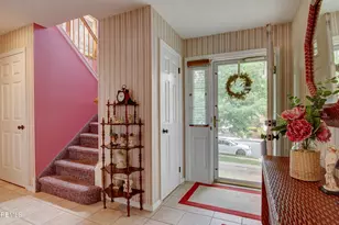 29 Hummingbird Ct, Marlboro Township, NJ 07746 - Photo 4