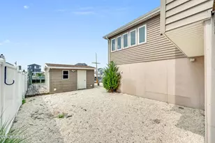 112 E Potomac Dr, Little Egg Harbor, NJ 08087 - Photo 22