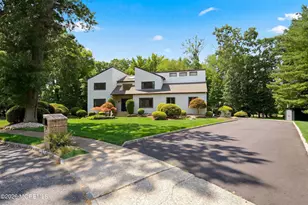 31 Eli Cir, Morganville, NJ 07751 - Photo 2