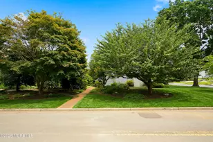 115 White St, Shrewsbury, NJ 07702 - Photo 34