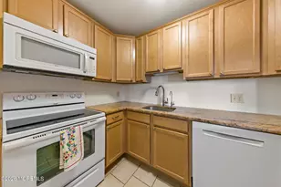 1 Osborne Pl, Sea Bright, NJ 07760 - Photo 8