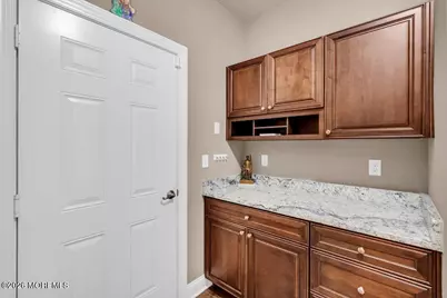 7 Festival Court, Howell Township, NJ 07731 - Photo 12