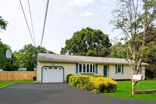 1317 3rd Ave, Toms River Township, NJ 08757 - Photo 2