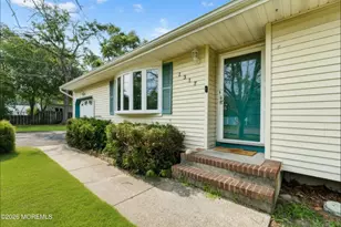 1317 3rd Ave, Toms River Township, NJ 08757 - Photo 4