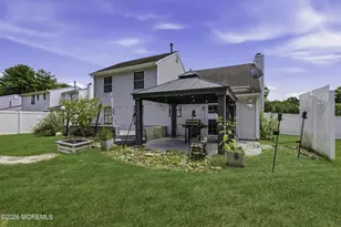 8 Snowdrift Ln, Howell Township, NJ 07731 - Photo 18