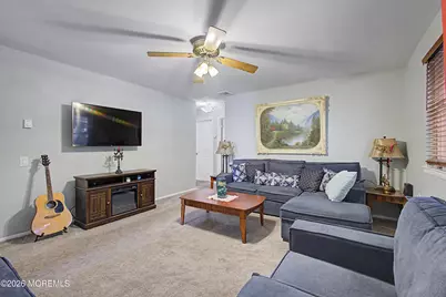 971 B Constitution Boulevard, Whiting, NJ 08759 - Photo 8