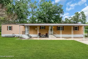 29 Cathy Ct, Jackson, NJ 08527 - Photo 1