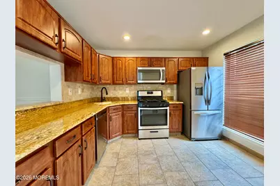 207 Lindsey Court, Franklin Township, NJ 08823 - Photo 6
