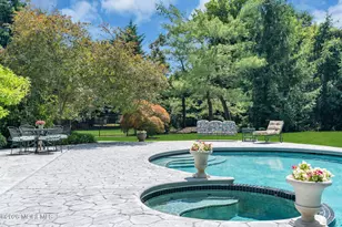 242 Williamsburg Dr, Shrewsbury, NJ 07702 - Photo 70