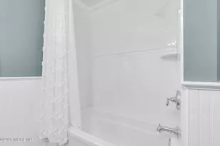 242 Williamsburg Dr, Shrewsbury, NJ 07702 - Photo 54