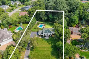 16 Wood Hollow Dr, Holmdel, NJ 07733 - Photo 10