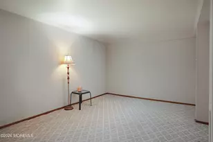 16 Wood Hollow Dr, Holmdel, NJ 07733 - Photo 44