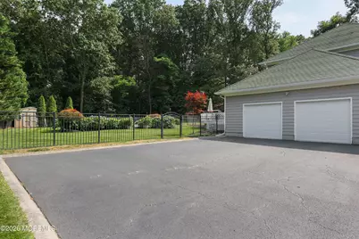 16 Woodhollow Drive, Holmdel, NJ 07733 - Photo 8