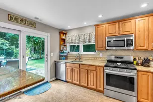 9 Vixen Pl, Tinton Falls, NJ 07753 - Photo 20