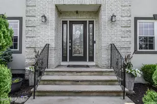 8 Cecilia Ct, Howell Township, NJ 07731 - Photo 2