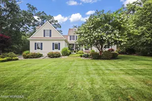 4 Breckenridge Ct, Freehold, NJ 07728 - Photo 6