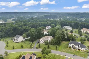 4 Breckenridge Ct, Freehold, NJ 07728 - Photo 86
